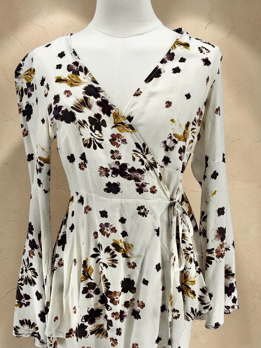 Women’s Free People "Time On My Side" Wrap Top - Size 4